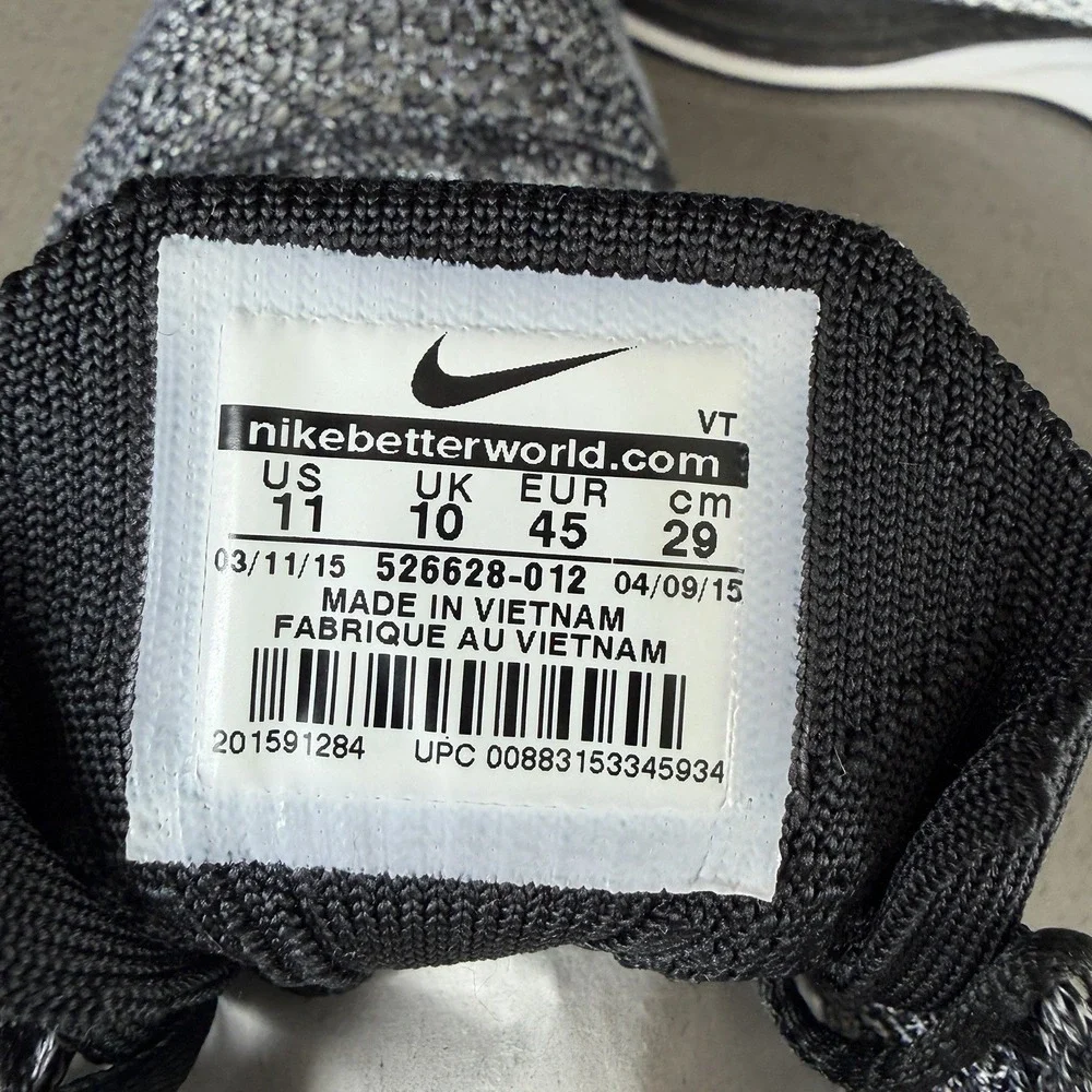 Nike Flyknit Racer Oreo 2.0 Black White Men's Size 11 Running Shoes 526628-012
